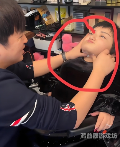 性饥渴的女人按摩视频性饥渴的女人按摩视频，揭示都市情色背后的隐秘