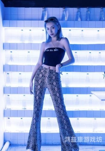 公司美女为涨工资不惜牺牲自己的身体去讨好老板蜜桃AV公司美女为涨工资不惜牺牲自己的身体去讨好老板蜜桃AV