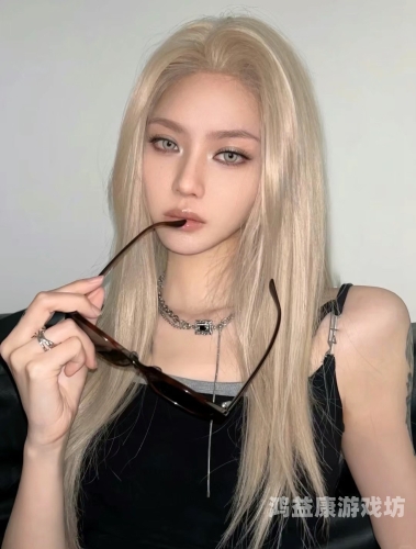大胸美女资讯，时尚与魅力并存大胸襟舞蹈视频