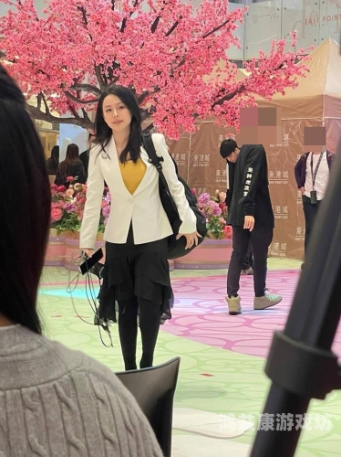 嗯啊嗯啊奶水四溅久久婷婷奶水四溅，久久婷婷的新闻资讯
