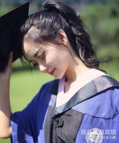 美女公务员用嘴囗交深喉小说美女公务员的神秘事件，深喉之吻的背后