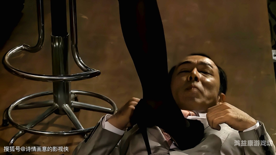 自慰美女白丝，探索隐秘的欲望世界